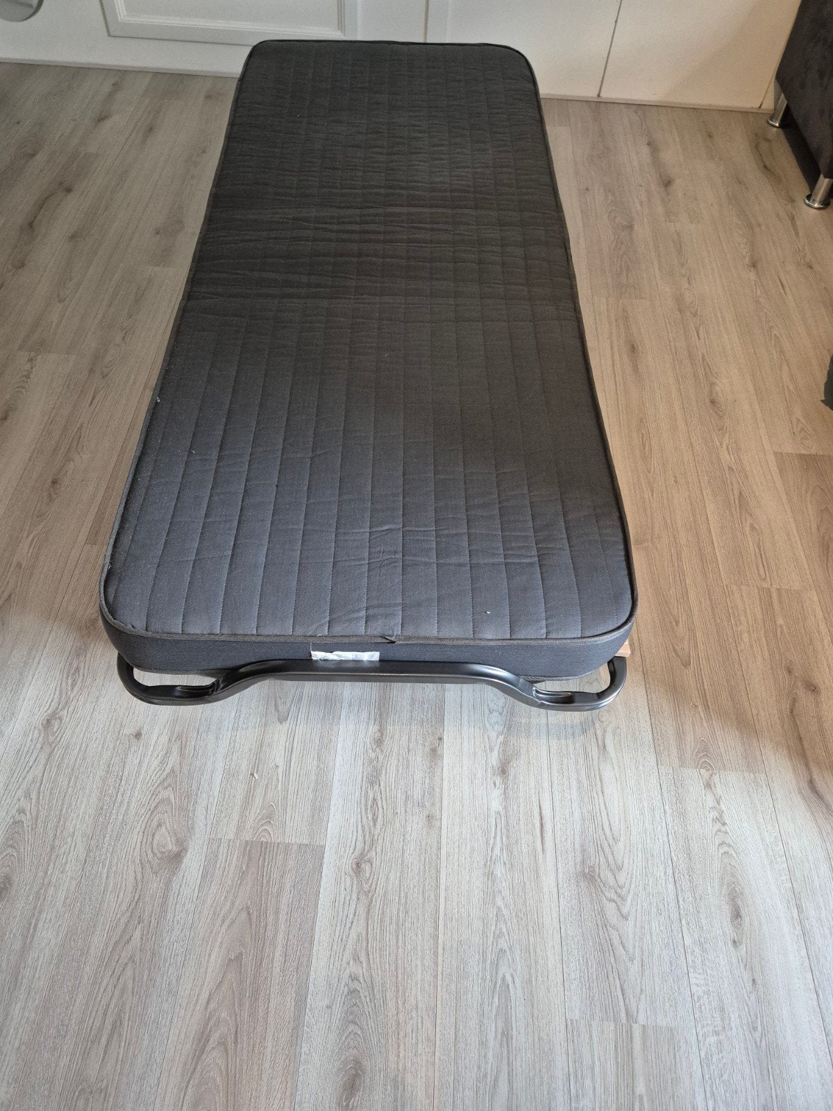 Opvouwbaar logeerbed met matras en hoes, Verstelbaar, Eenpersoons, Zwart, Zo goed als nieuw