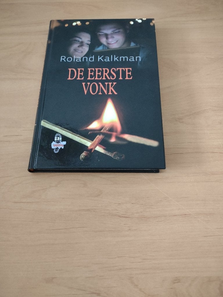 De eerste vonk- Roland Kalkman, Boeken, Ophalen of Verzenden, Gelezen