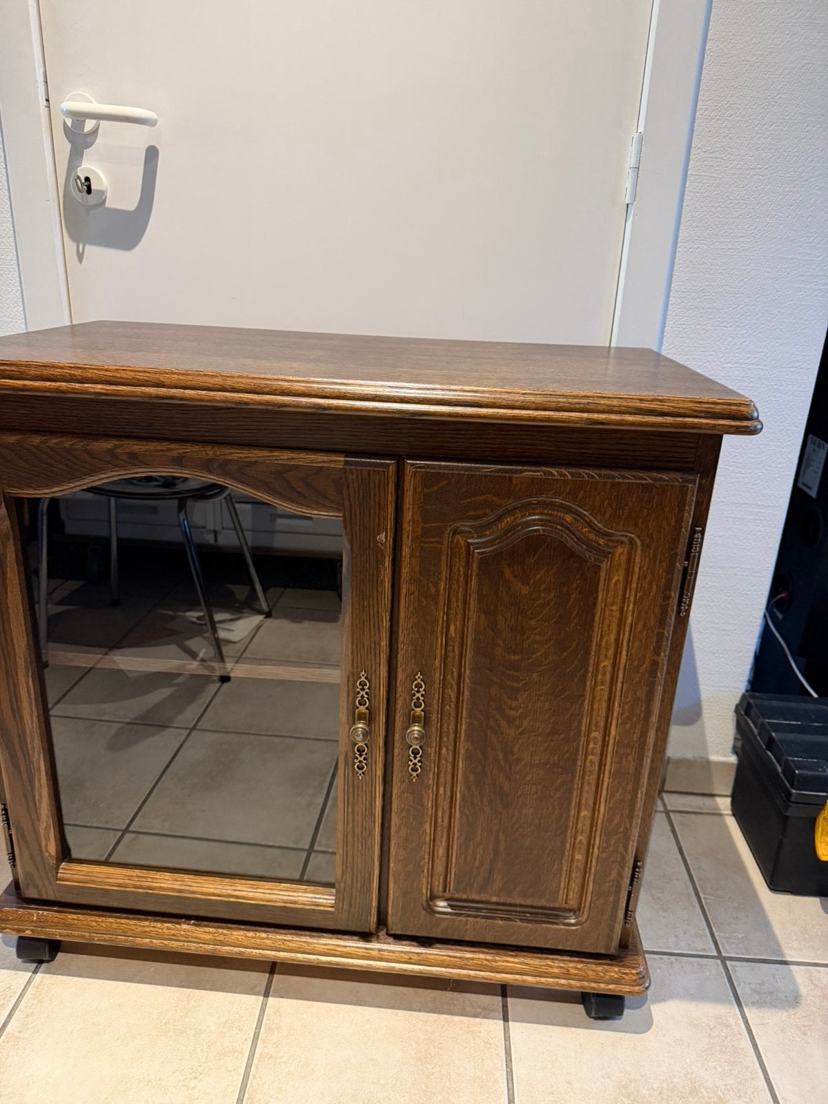 Eiken kast tv meubel audio kast, Ophalen, 50 tot 100 cm, Glas, Minder dan 100 cm
