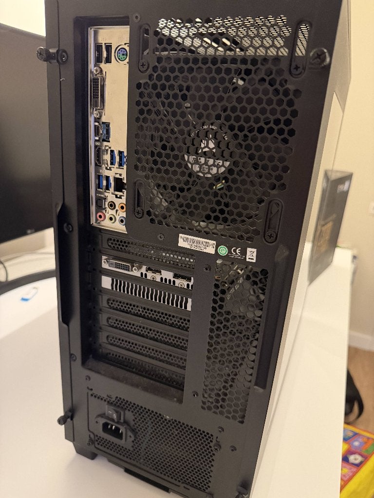 Uitstekende gaming PC met i7 en RTX 2070, Ophalen, Zelf gebouwde pc, Zo goed als nieuw, Gaming