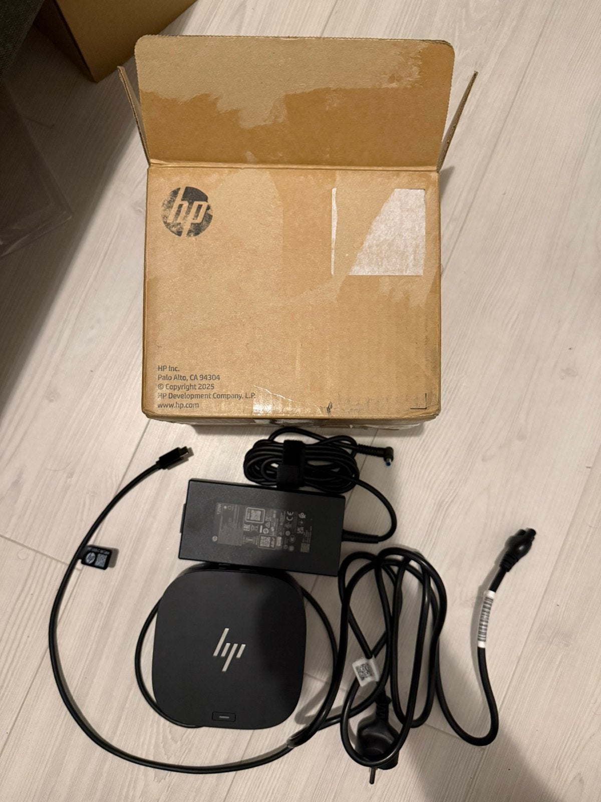 HP G5 docking station 120W, Computers en Software, Dockingstations, Ophalen of Verzenden, Gebruikt, Docking station, Laptop