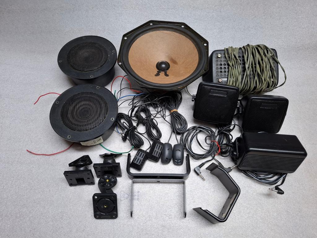 Speakers, Microfoontjes en meer (Koopje), Ophalen of Verzenden, Zo goed als nieuw