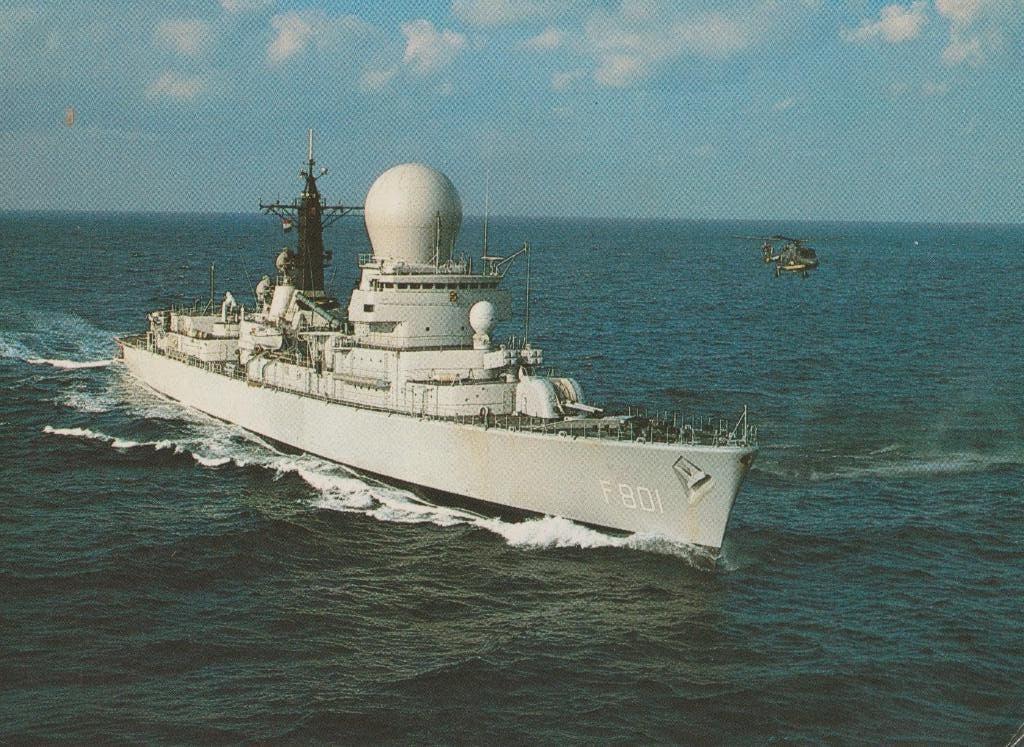 den helder oorlogsschip Hr Ms. tromp + lynx helicopter f 801, Ophalen of Verzenden, 1960 tot 1980, Ongelopen, Voertuig