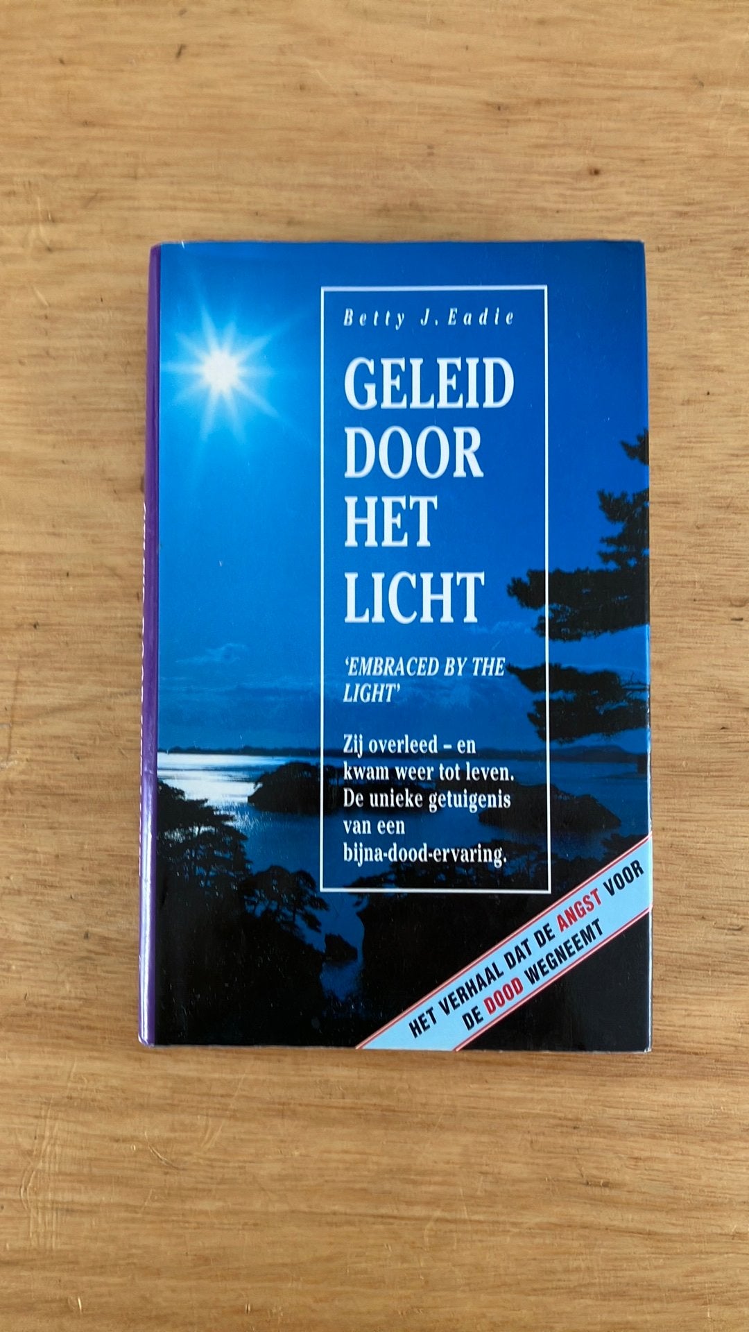 B.J. Eadie - Geleid door het licht, Gelezen, B.J. Eadie, Ophalen of Verzenden, Nederland