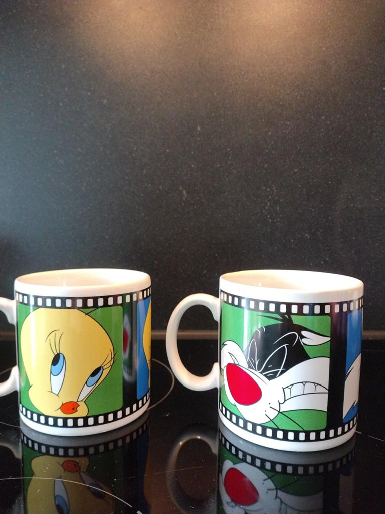 Tweety & Sylvester XL mokken Looney Tunes, couple goals, Huis en Inrichting, Ophalen of Verzenden, Nieuw, Overige stijlen, Kop(pen) en/of Schotel(s)