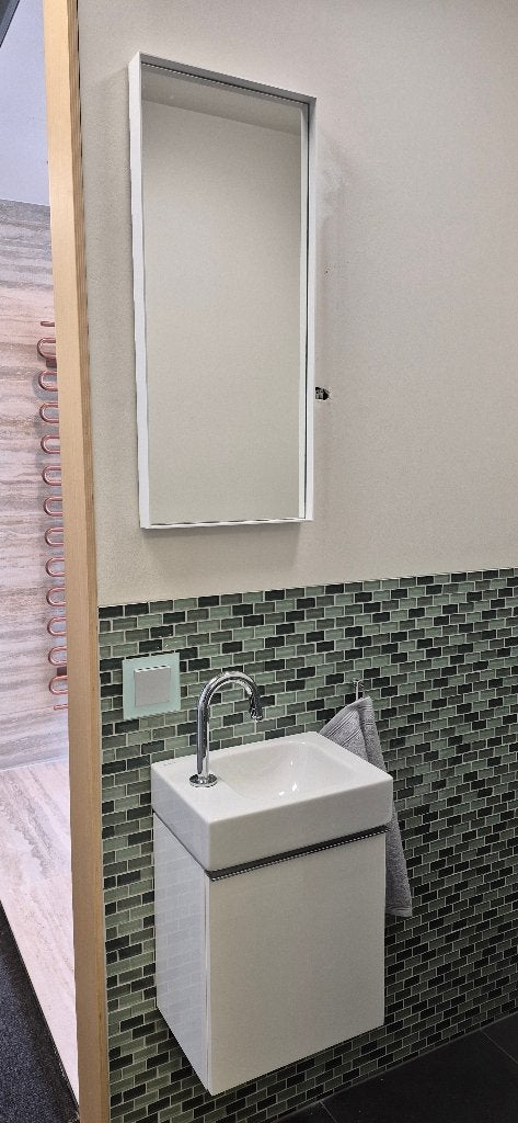Geberit Icon fonteinkast met wasbak en spiegel showmodel, Ophalen, Nieuw, Glas, Wastafel