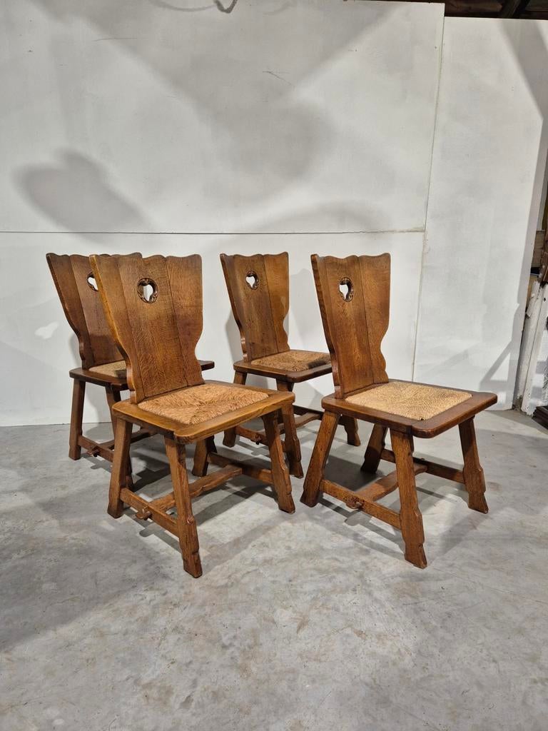 4 brutalist eiken stoelen met biezen zitting, Ophalen, Gebruikt, Bruin, Onbekend