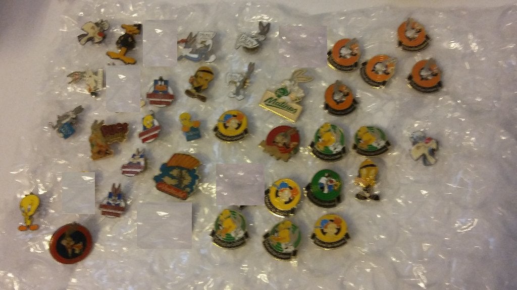 Tweety Sylvester Bugs Bunny Looney Tunes Tiny pin pins strip, Verzamelen, Speldjes, Pins en Buttons, Verzenden, Gebruikt