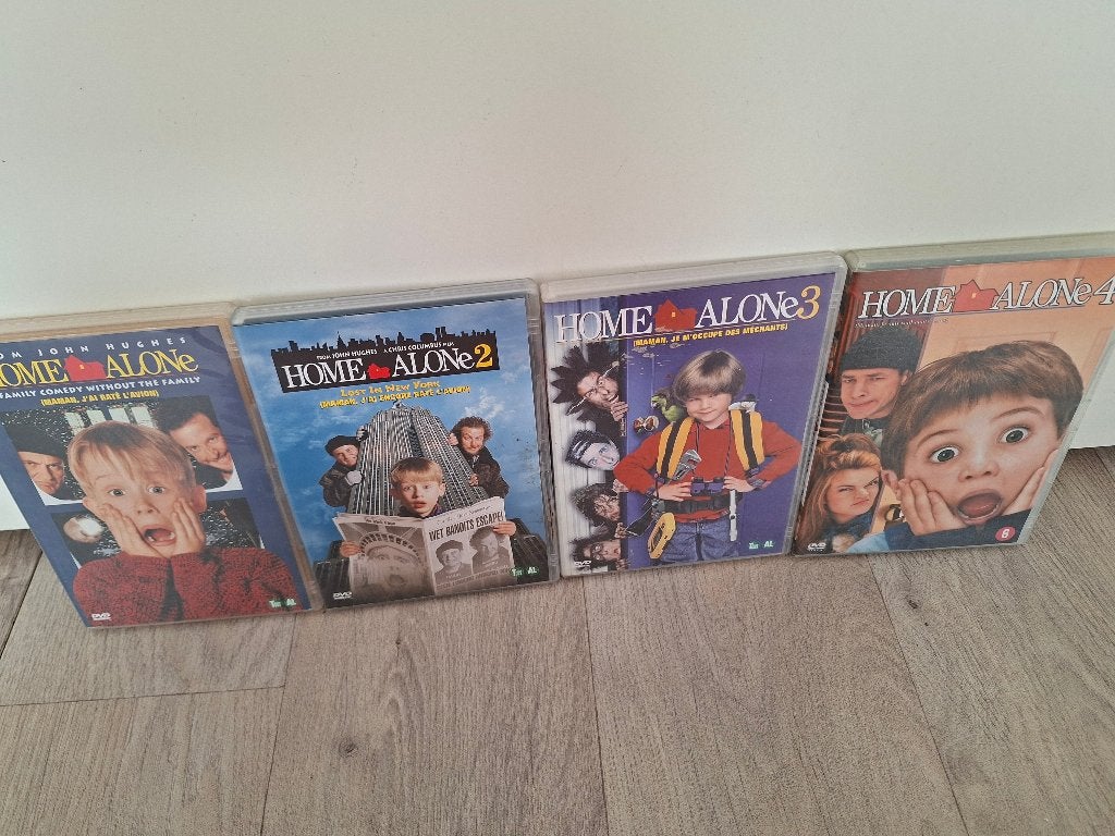 Home Alone DVD's  1 , 2 , 3 en 4 complete set, Engels, Alle leeftijden, Nederlands, Ophalen of Verzenden
