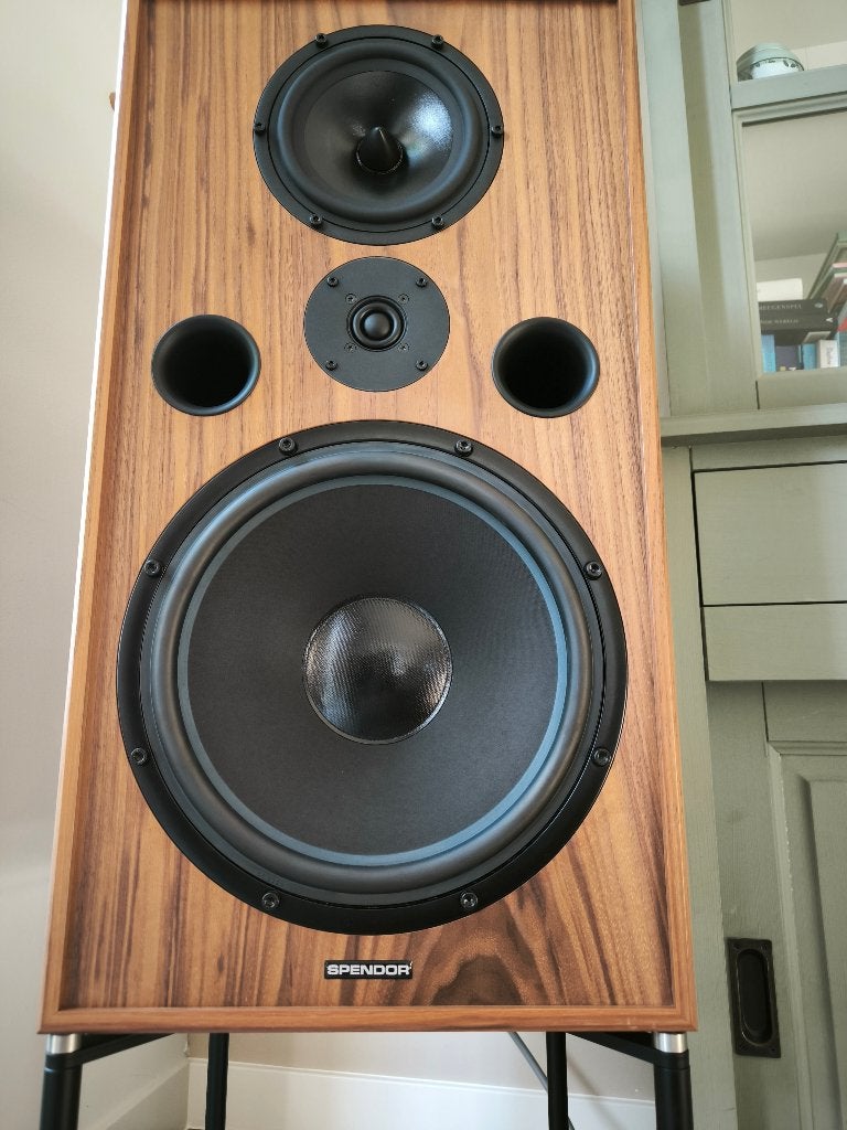 Spendor Classic 100 – Walnut, Zo goed als nieuw, Boekenplank luidspreker, Ophalen, 150 watt of meer