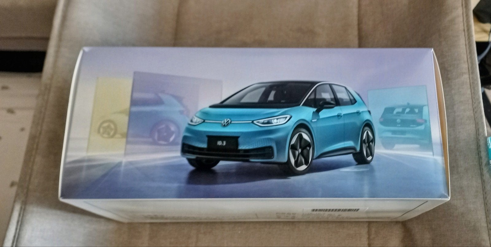 Volkswagen ID3 schaalmodel - Nieuw in doos 1:18, Hobby en Vrije tijd, Ophalen of Verzenden, Nieuw, Auto, Overige merken