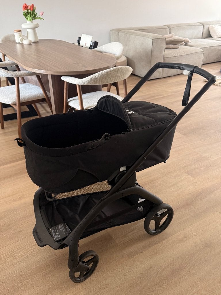 Bugaboo Dragonfly, autostoel, base en accessoires, Bugaboo, Zo goed als nieuw, Verstelbare duwstang, Ophalen