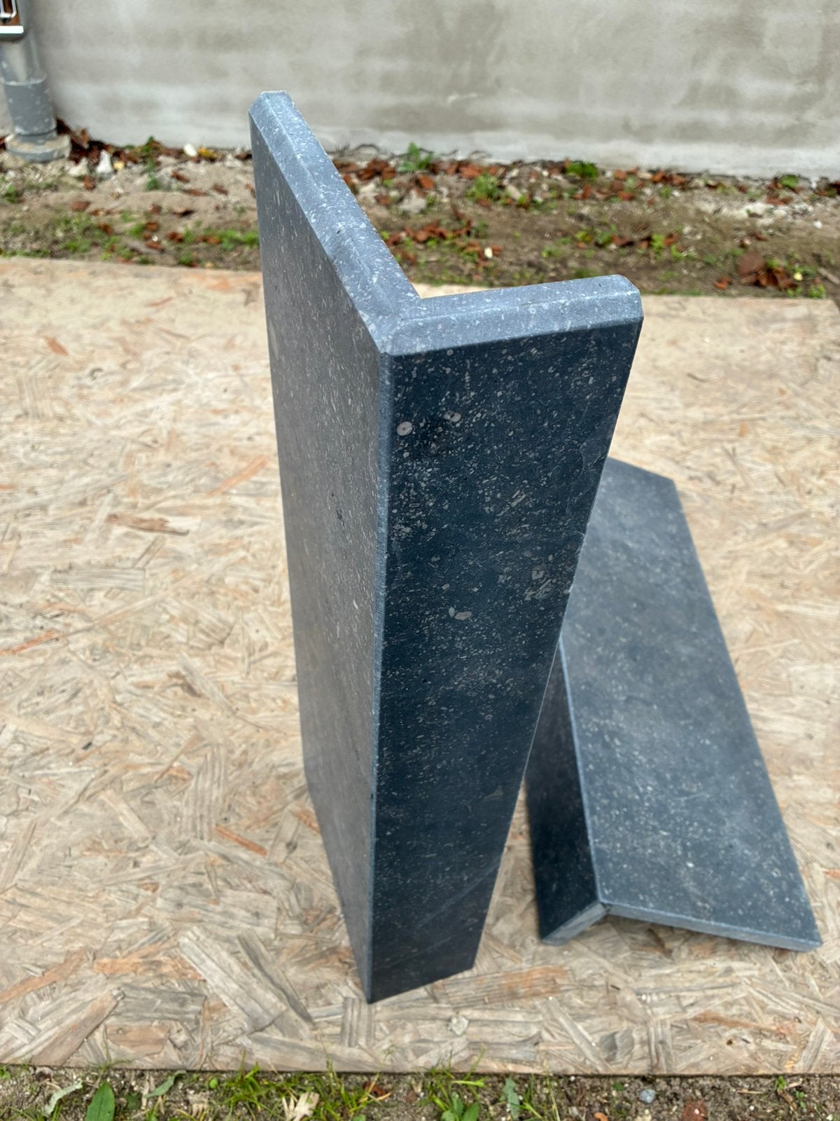 Hardsteen hoekstukken, Ophalen, Nieuw