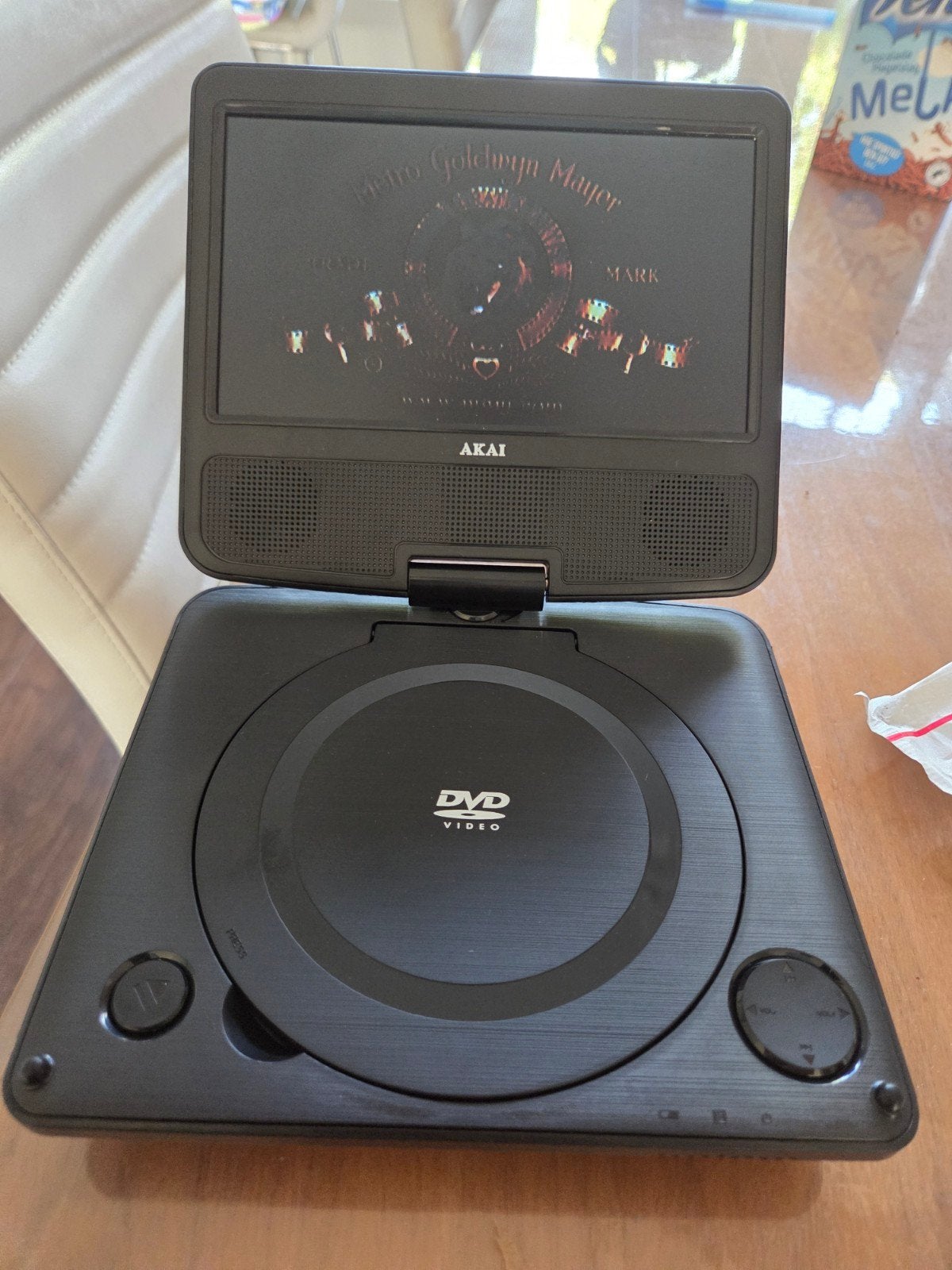 Akai APD107 Draagbare DVD-speler met accessoires, Gebruikt, Draagbaar, Ophalen of Verzenden, Overige merken