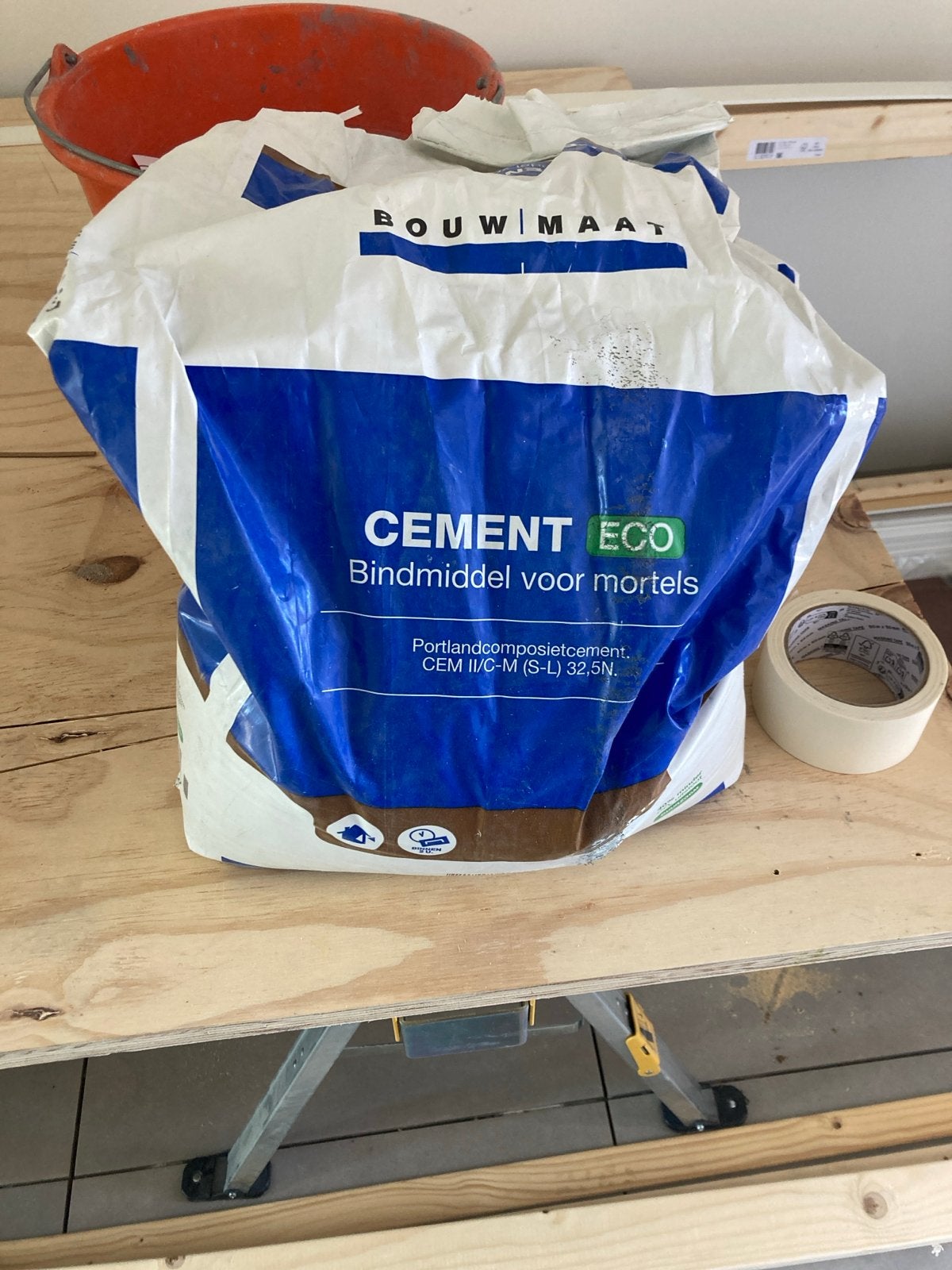 Halve zak Cement ECO - Bindmiddel voor mortels, Doe-het-zelf en Verbouw, Overige Doe-het-zelf en Verbouw, Ophalen, Gebruikt