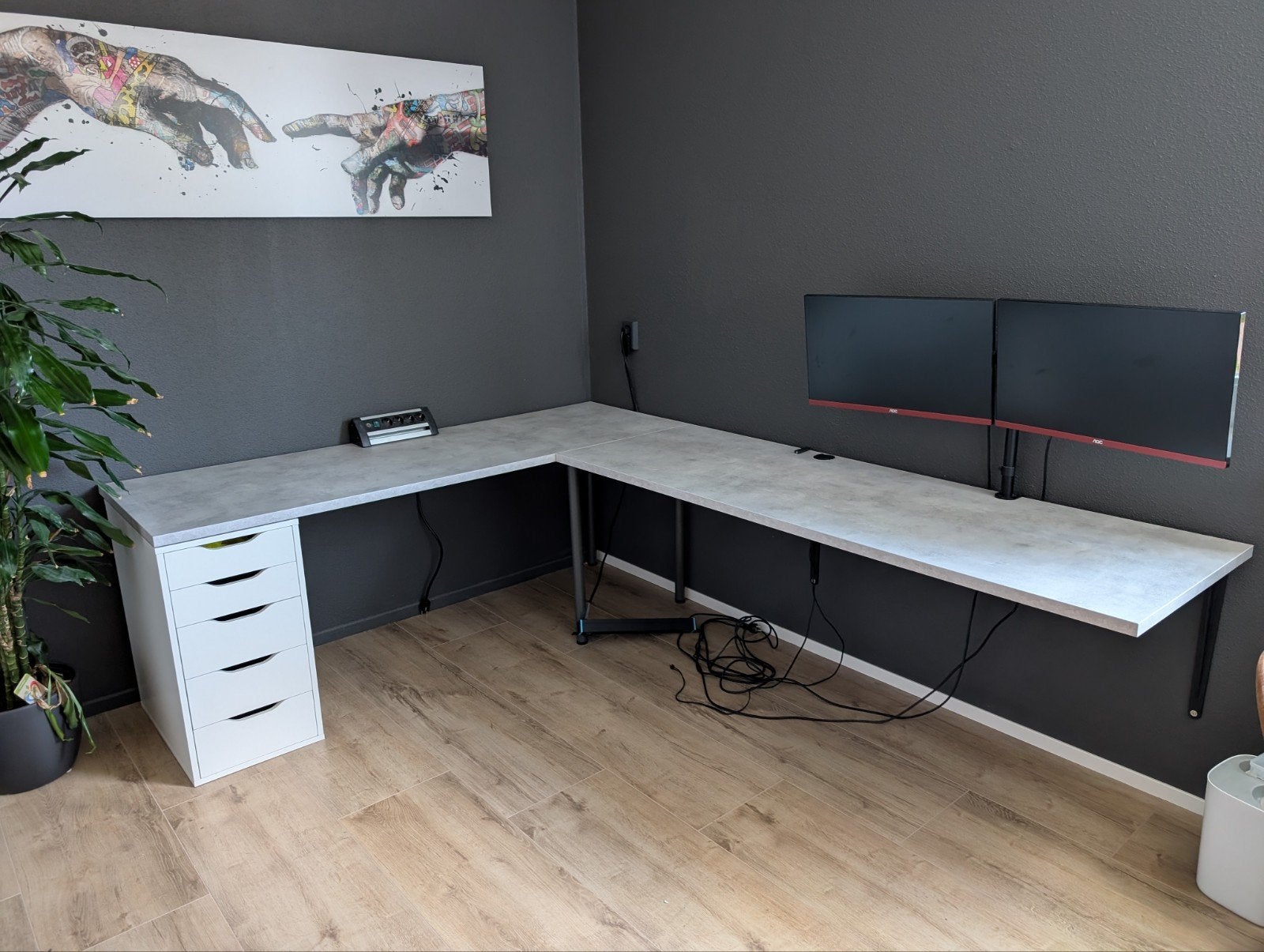 Hoekbureau lichtgrijs, Huis en Inrichting, Bureaus, Ophalen, 63 cm, Grijs, Hoekbureau