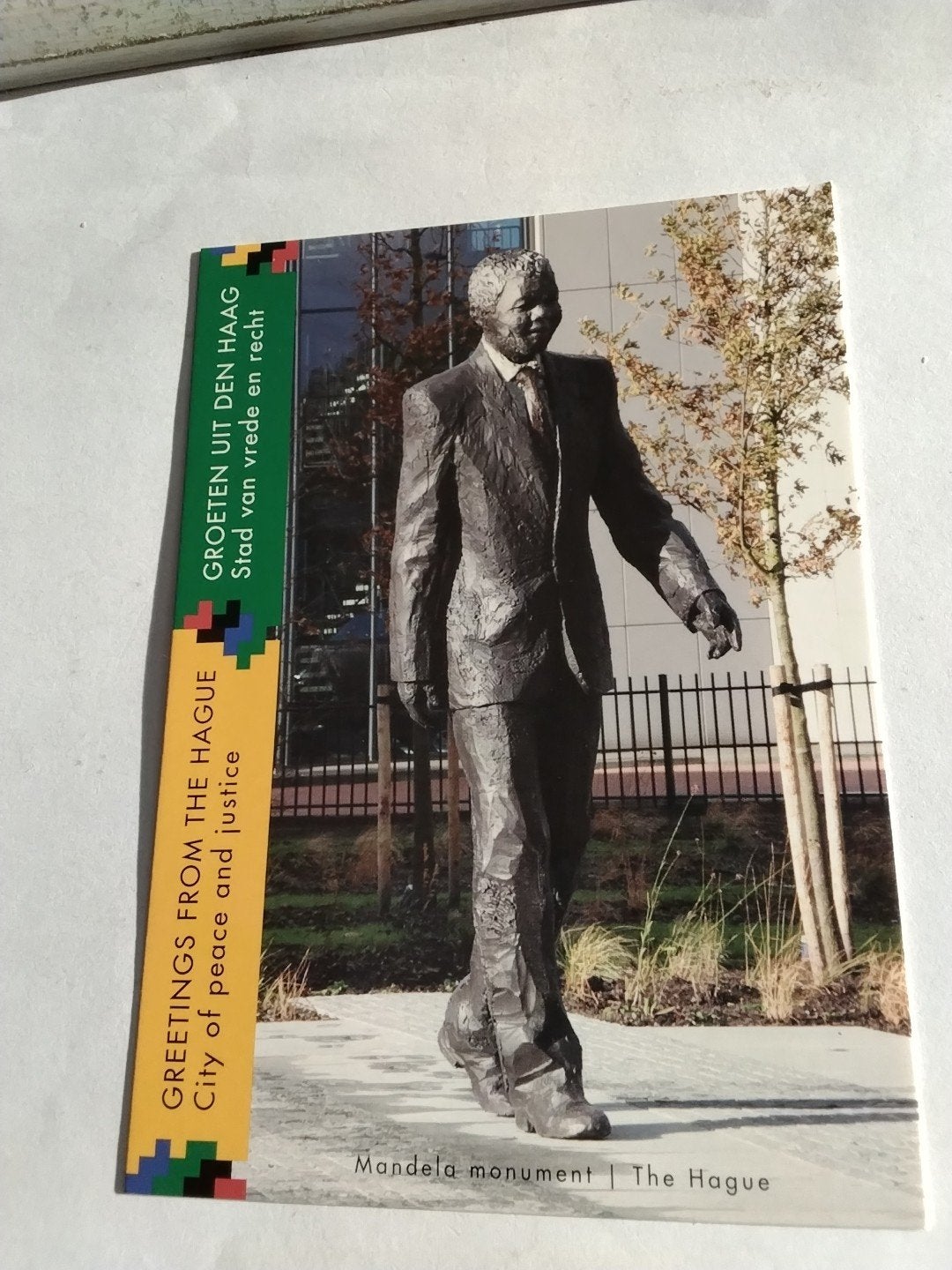Ansichtkaart Mandela monument Den Haag - Ongelopen, Ophalen of Verzenden