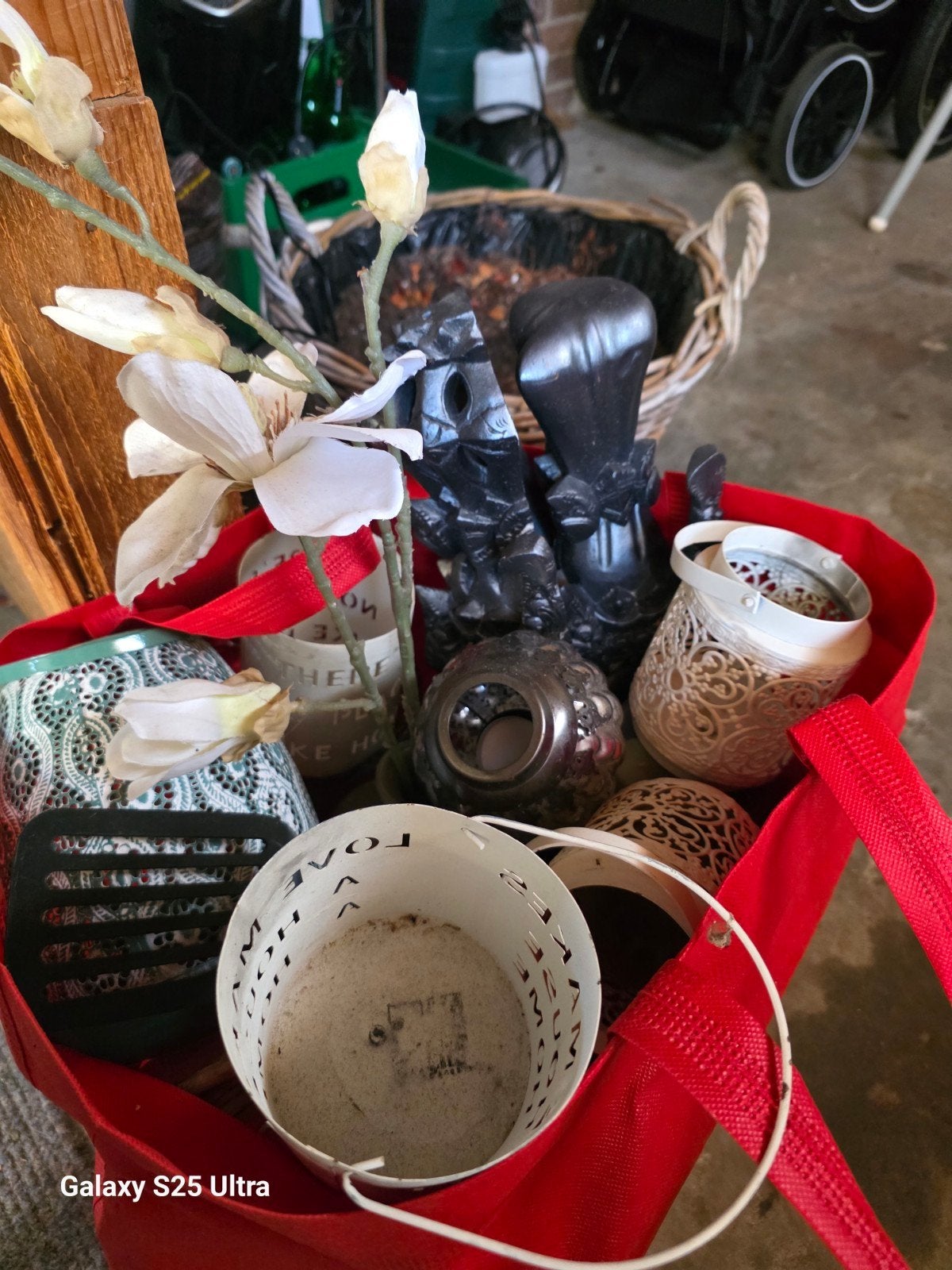 Gratis Decoratiepakket: Diverse Woonaccessoires en Kaarshoud, Ophalen, Meerkleurig, Metaal, Gebruikt