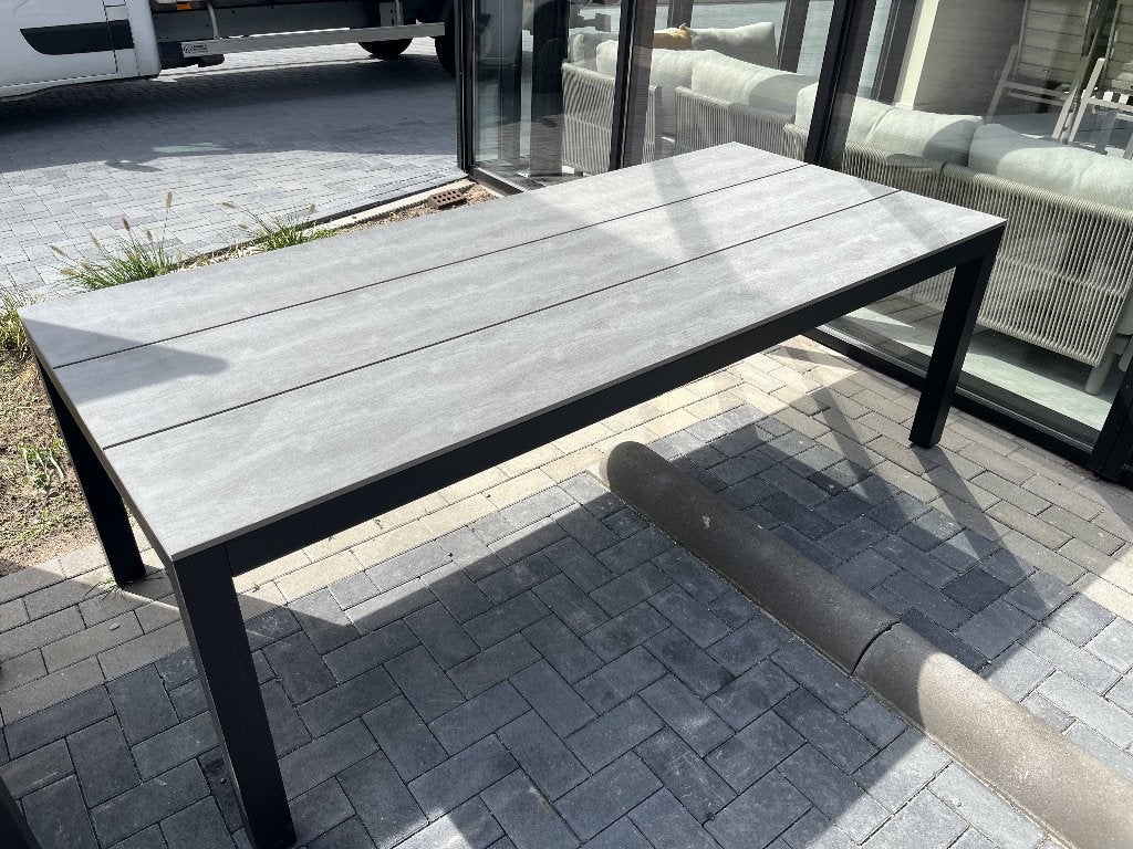 Tuintafel Cyprus 225x100cm | Grey | Polywood & Aluminium, Tuin en Terras, Ophalen, Zo goed als nieuw, Rechthoekig, Aluminium
