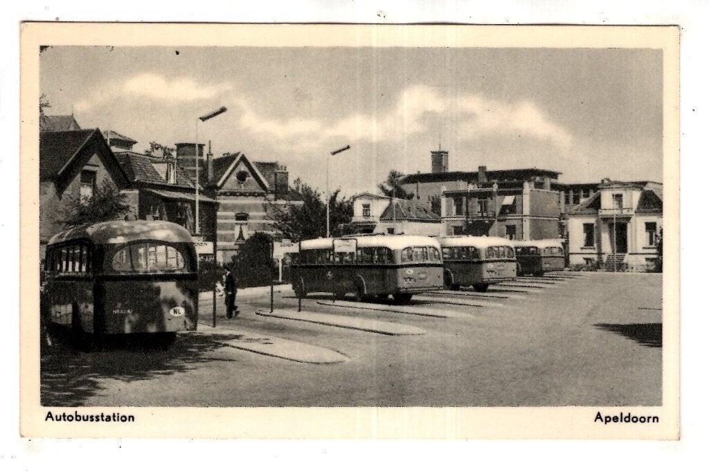 Apeldoorn V.A.D.  Autobus  station, Verzamelen, Verzenden, 1940 tot 1960, Gelopen, Gelderland
