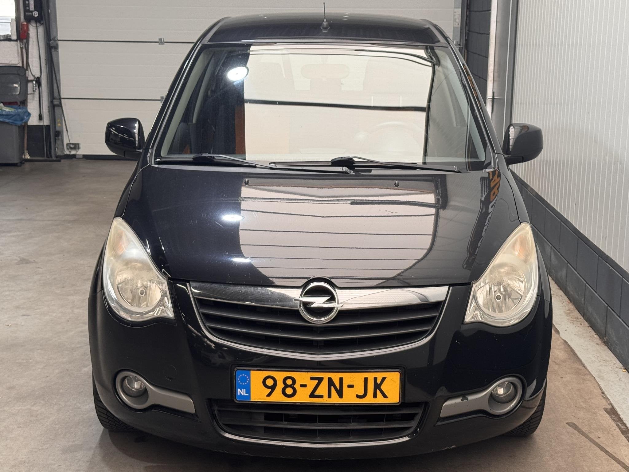 Opel Agila 1.2 Enjoy Super Netjes, Auto's, Voorwielaandrijving, 4 cilinders, 965 kg, Zwart