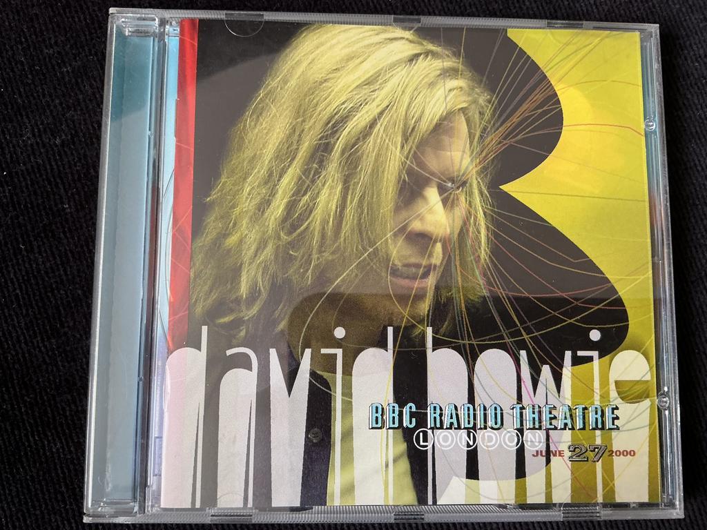 David Bowie, BBC Radio Theatre London june 27 2000 cd, Cd's en Dvd's, Ophalen of Verzenden, Zo goed als nieuw, Poprock