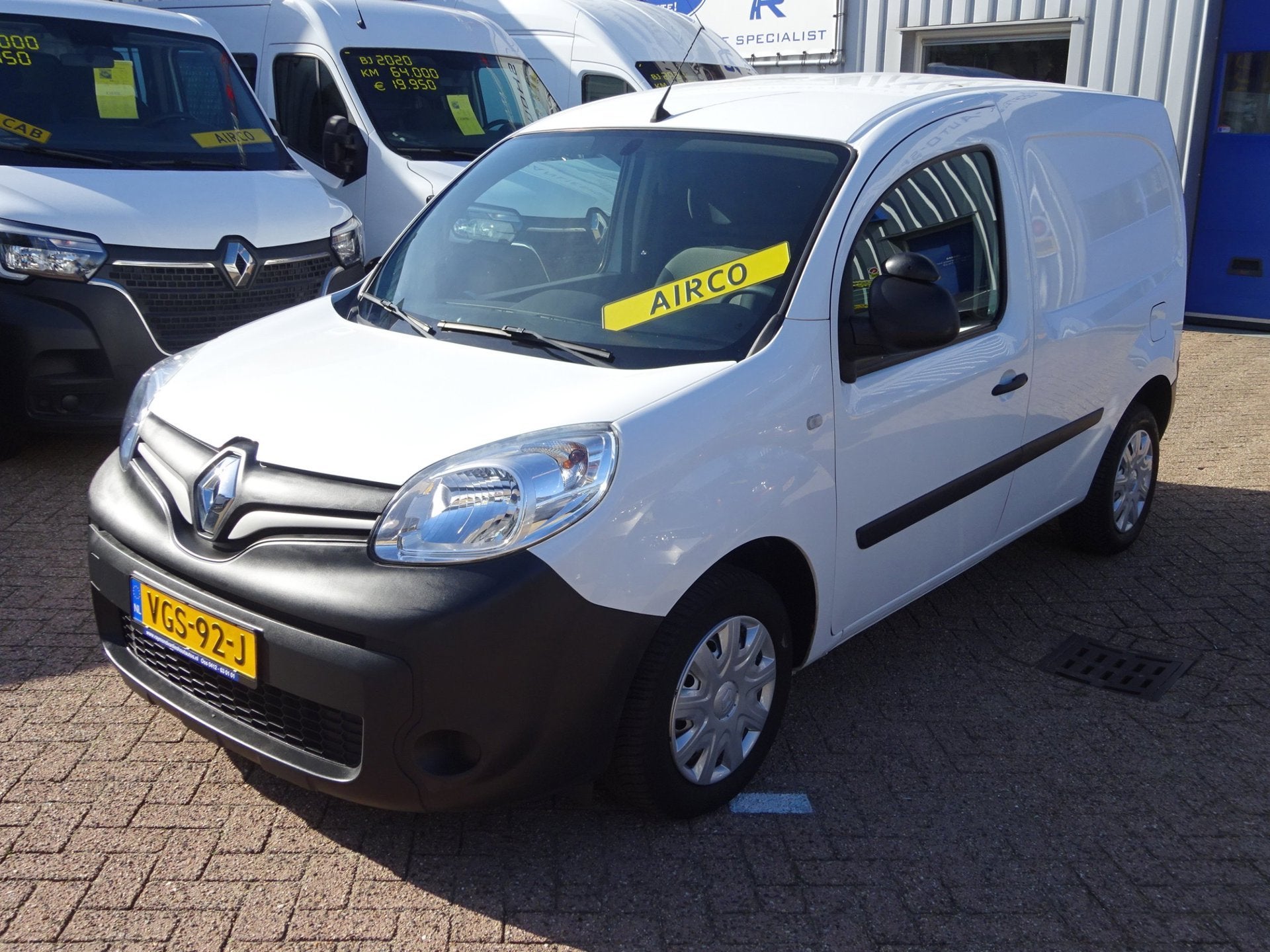 Renault Kangoo 1.5 Blue dCi 80 AIRCO NAVIGATIE CRUISE CONTRO, Auto's, Voorwielaandrijving, Dealer onderhouden, Stof, Gebruikt