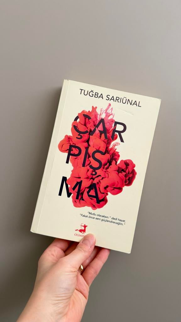 Tuğba Sarıünal - Çarpışma (Boek), Boeken, Ophalen of Verzenden, Gelezen, Wereld overig