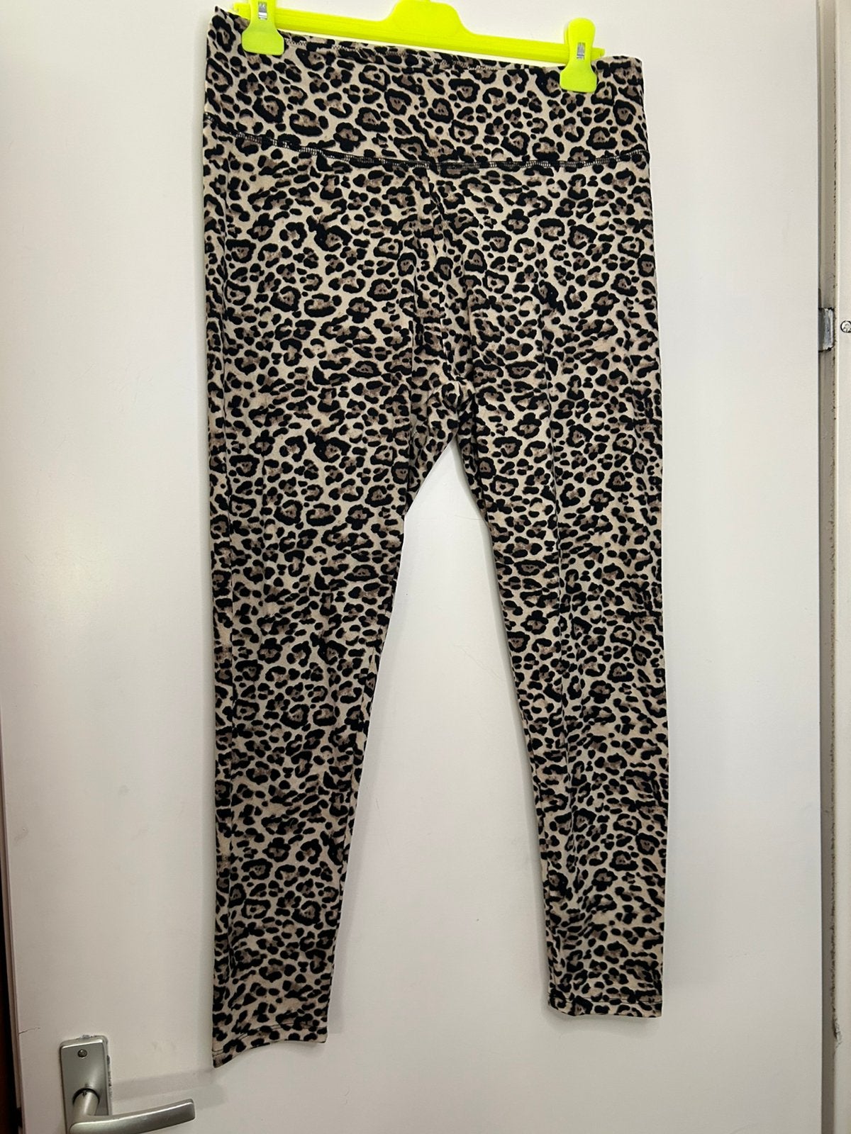 Dames panterprint legging | Janina | maat L | als nieuw, Beige, Maat 42/44 (L), Ophalen of Verzenden, Zo goed als nieuw