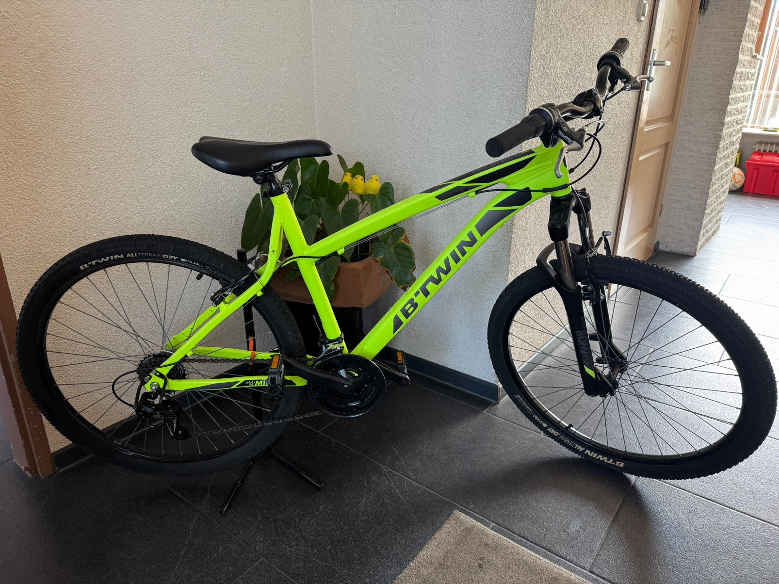 Mooie Btwin Rockrider mountainbike/jongensfiets 26 inch zgan, Fietsen en Brommers, Minder dan 45 cm, Ophalen, Zo goed als nieuw