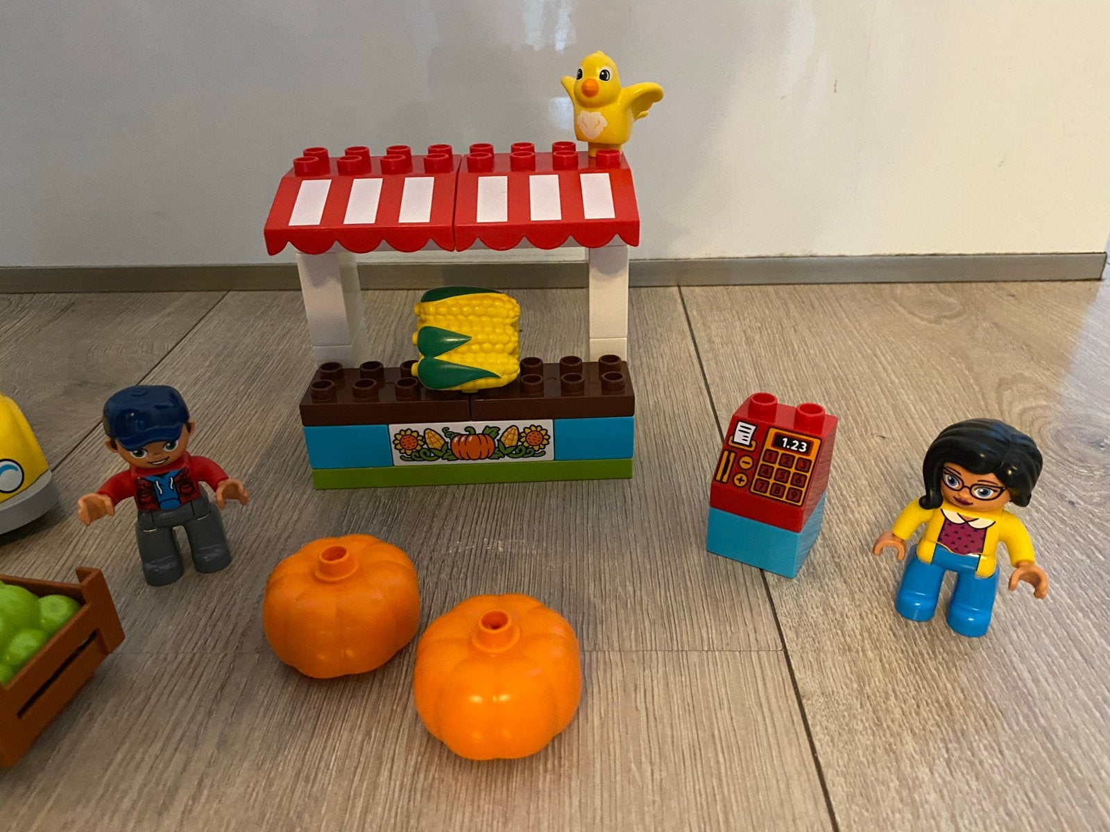 Lego Duplo 10867 boerenmarkt set met figuren en auto, Ophalen of Verzenden, Zo goed als nieuw, Overige merken
