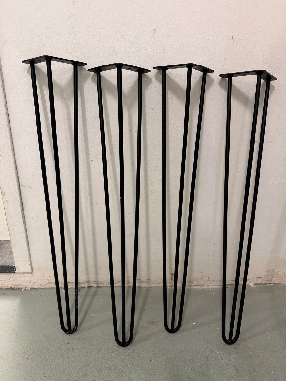 4 zwarte metalen haarspeldpoten 72cm, Ophalen, Tafelpoot, Gebruikt, 50 tot 100 cm