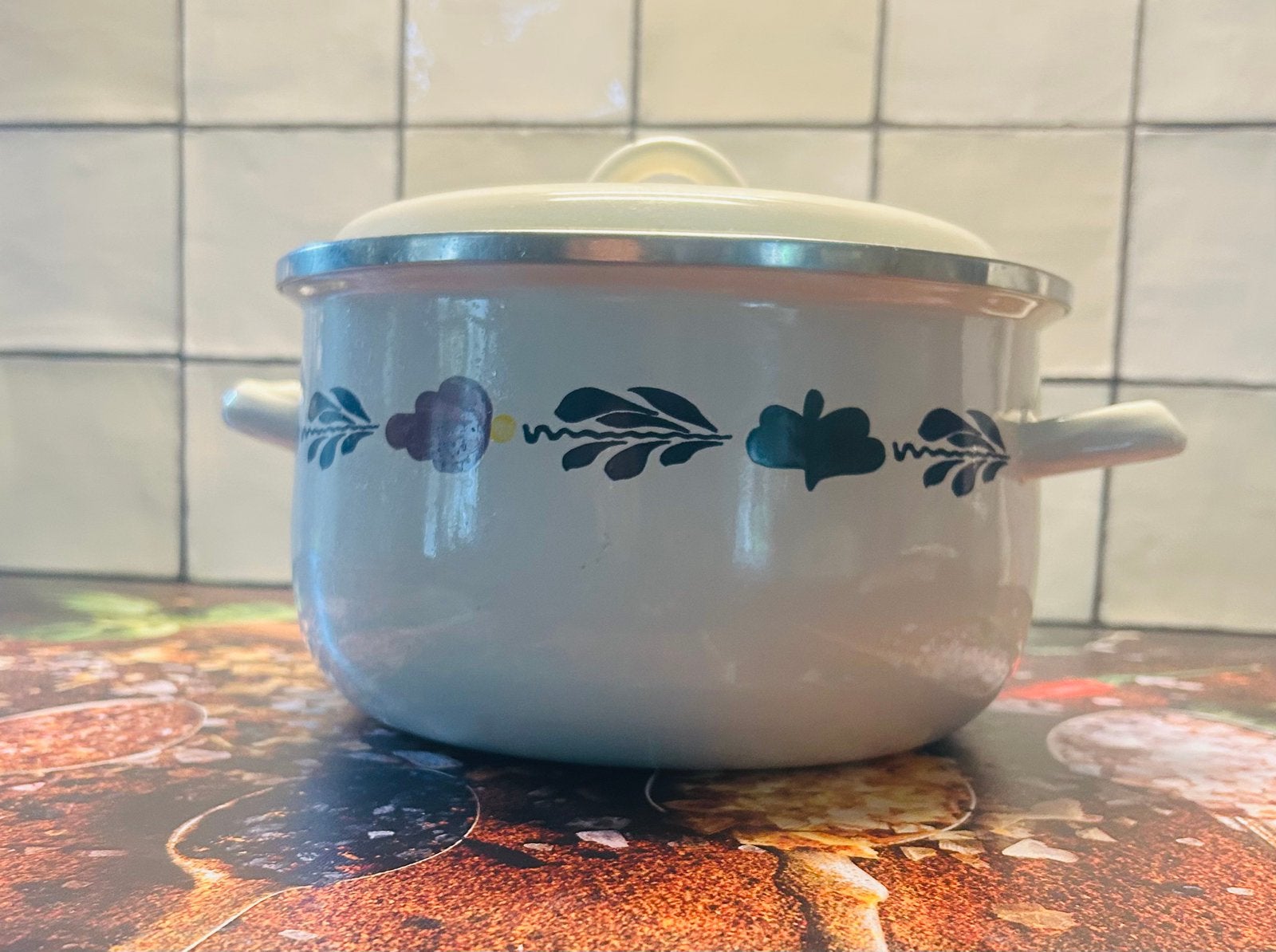 Emaille grote pan, wit + Brabants Bont,ruim 4,5 liter inhoud, Ophalen of Verzenden, Gebruikt, Rvs