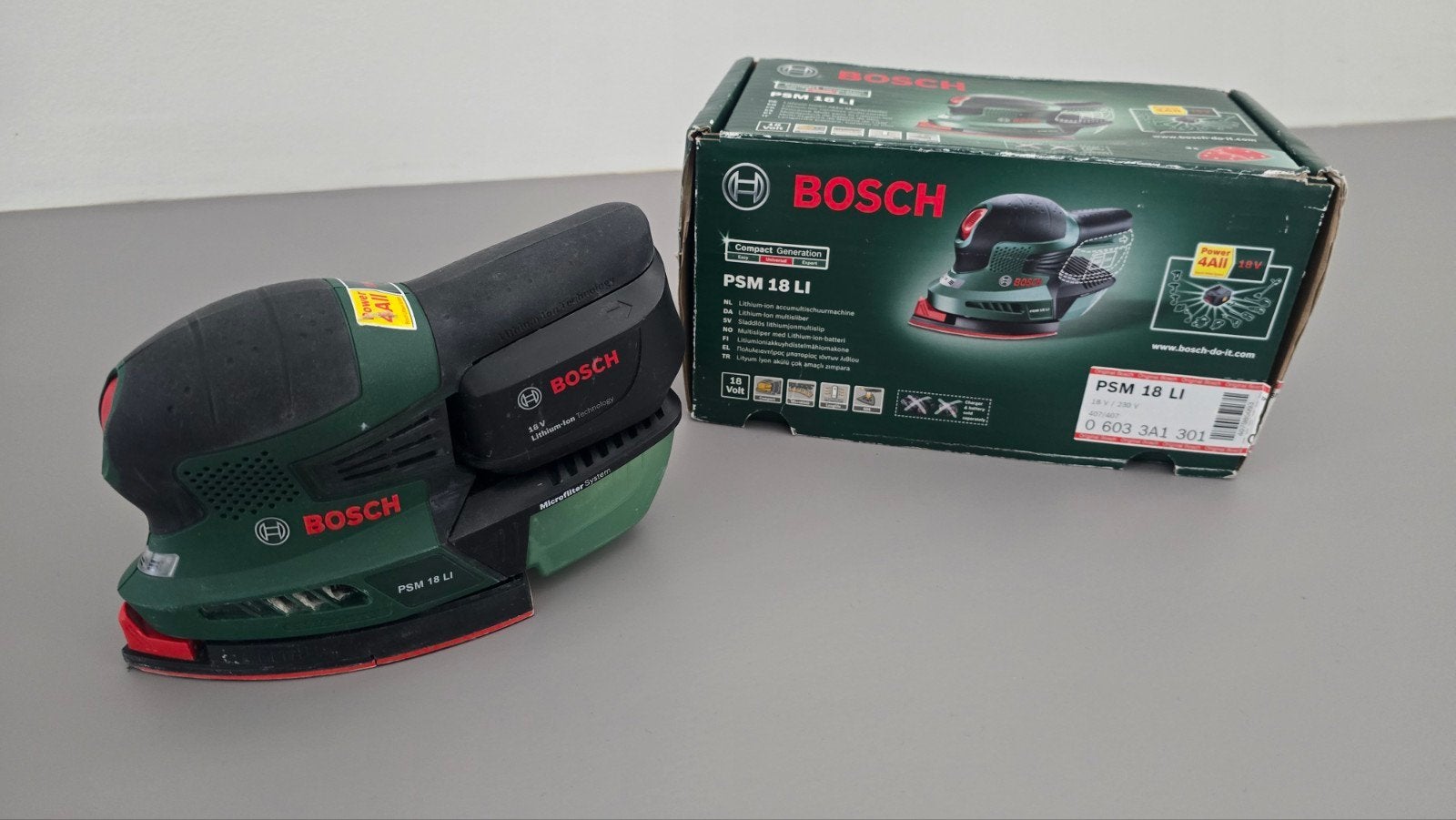 BOSCH PSM 18 LI Schuurmachine met accu, lader en papier, Doe-het-zelf en Verbouw, Ophalen of Verzenden, Gebruikt, Minder dan 600 watt