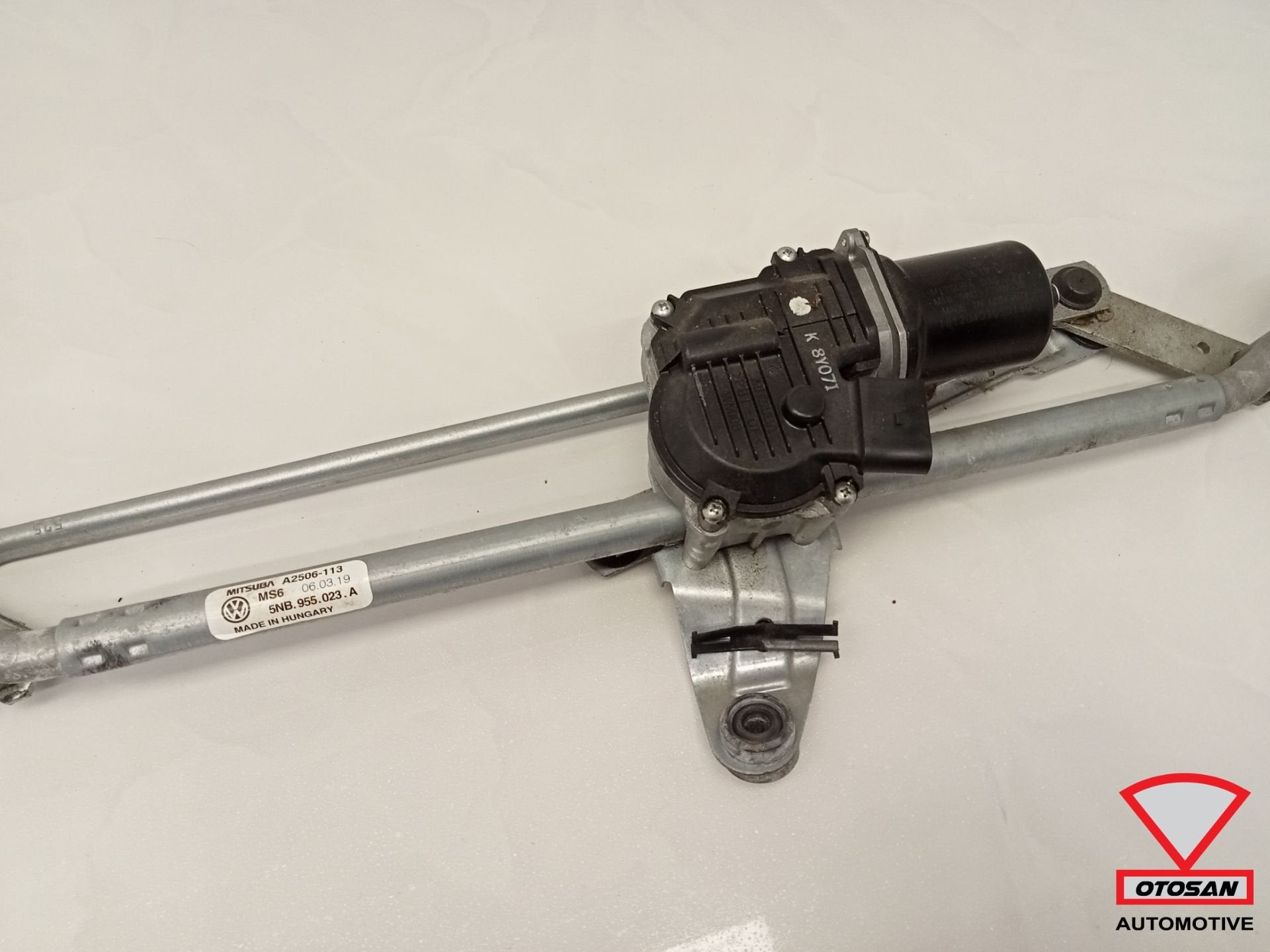 VW Tiguan 5NA 2018 Ruitenwissermechaniek + Motor 5NB955119A, Gebruikt, Volkswagen, Volkswagen AG, Berliner Ring 2
38440  Wolfsburg, DE