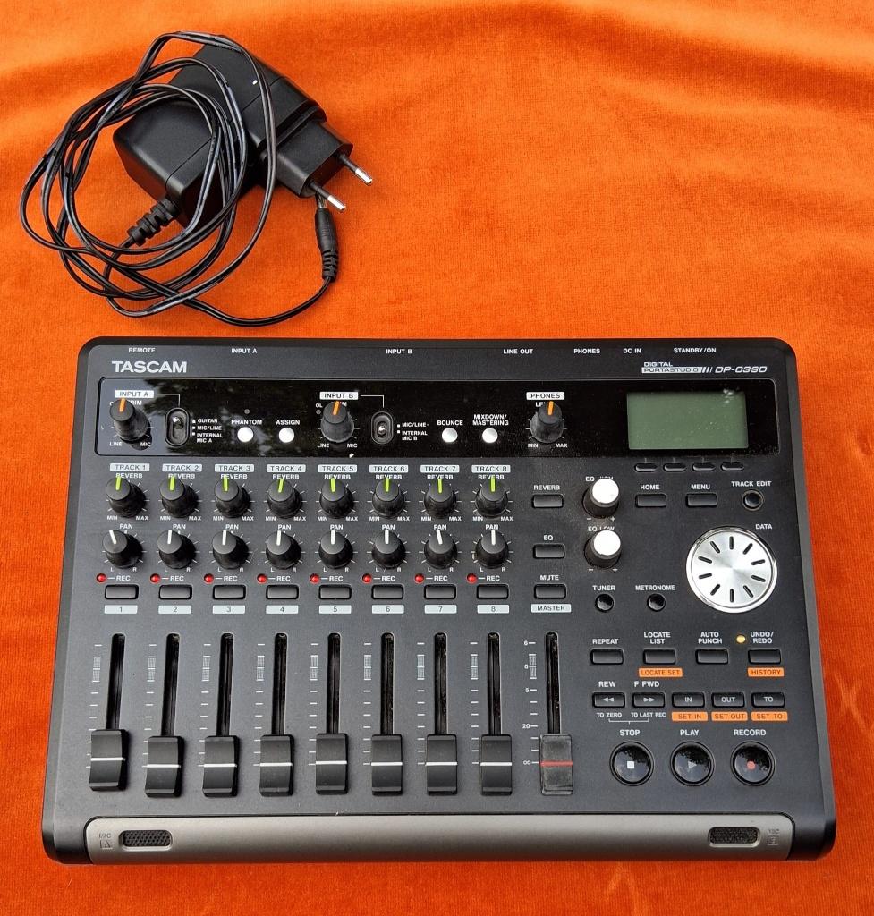Tascam DP-03SD Digital Portastudio, Ophalen of Verzenden, Zo goed als nieuw