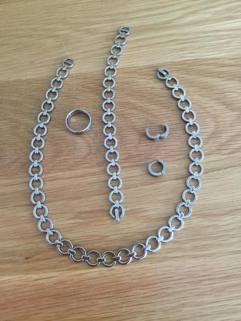 Sieraden set, Sieraden, Tassen en Uiterlijk, Kettingen, Ophalen of Verzenden, Zo goed als nieuw, Grijs, Overige materialen