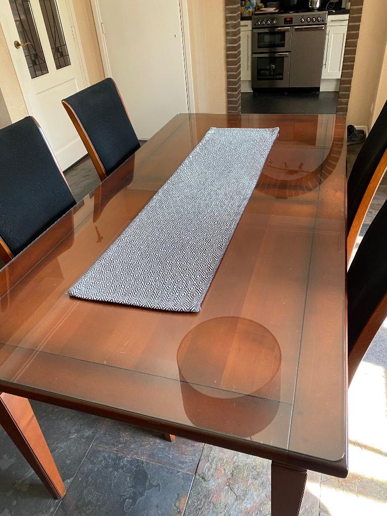 Mooie eettafel met fijne stoelen, Huis en Inrichting, Stoelen, Ophalen, Overige materialen, Zwart, Modern klassiek