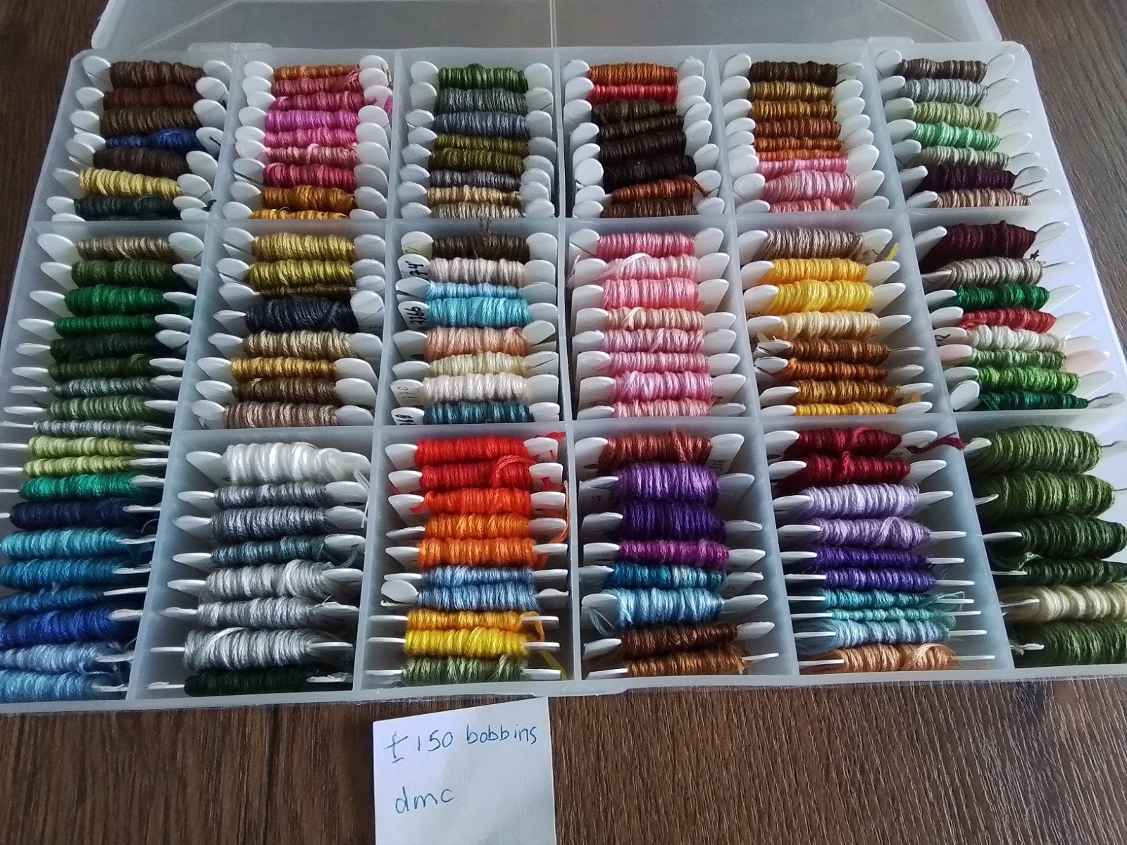Ongeveer 150 dmc bobbins,, Hobby en Vrije tijd, Borduren en Borduurmachines, Ophalen of Verzenden, Zo goed als nieuw, Handborduren