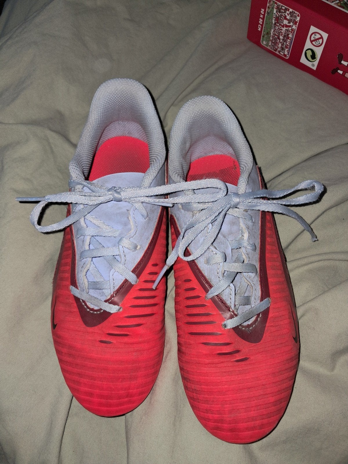 Nike jongens voetbalschoen, Maat XS of kleiner, Ophalen of Verzenden, Zo goed als nieuw, Schoenen