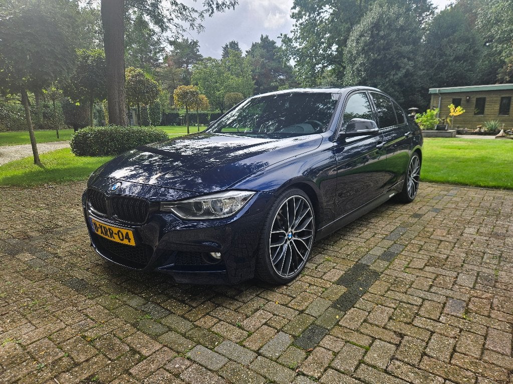 BMW 3-Serie 2.0I 320i 135KW Aut8 (F30) 2014 Blauw, Auto's, Automaat, Achterwielaandrijving, 4 cilinders, Blauw