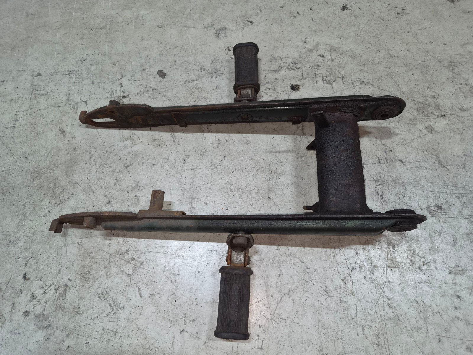 Achterbrug Zündapp 517, deukje, Fietsen en Brommers, Ophalen of Verzenden, Gebruikt, Frame