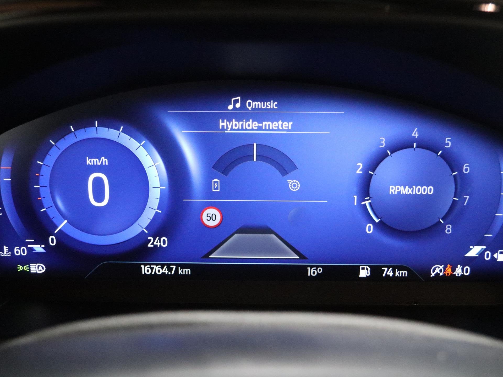 Foto 18 van Ford Focus Wagon 1.0 EcoBoost Hybrid ST Line X | Trekhaak |
