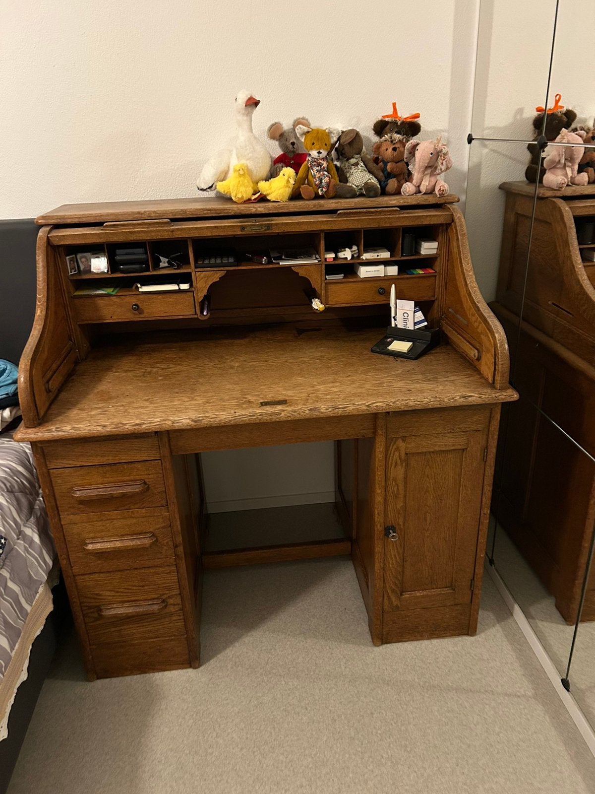 Antiek cilinder bureau, Ophalen