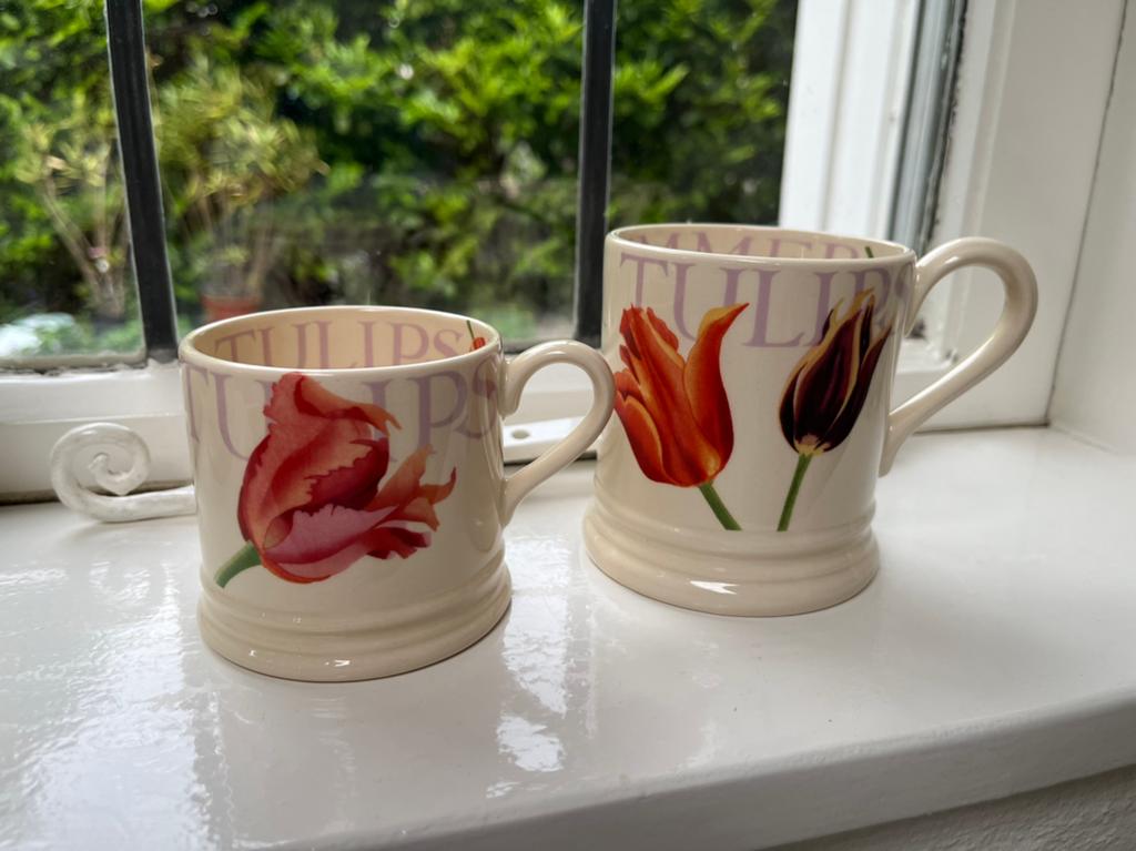 Nieuw! Summertime Tulips mugs, Emma Bridgewater, Ophalen of Verzenden, Zo goed als nieuw, Aardewerk, Overige stijlen