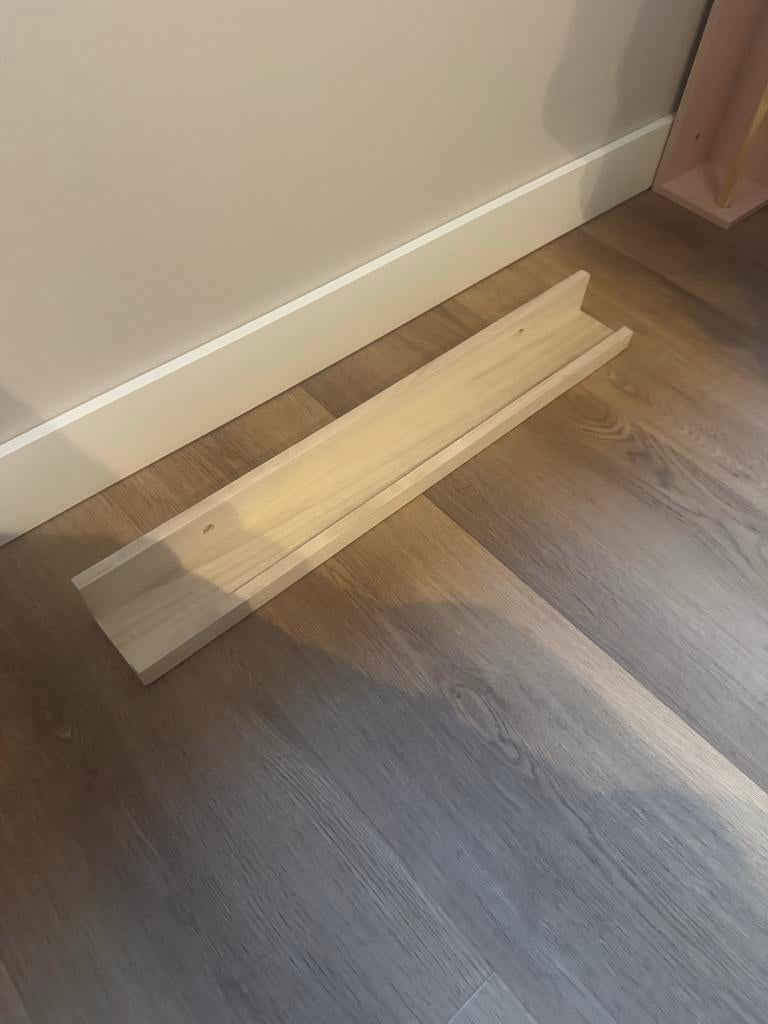 Houten wandplankje 60cm - Natuurlijke houtkleur, Huis en Inrichting, Woonaccessoires | Wandplanken en Boekenplanken, Gebruikt