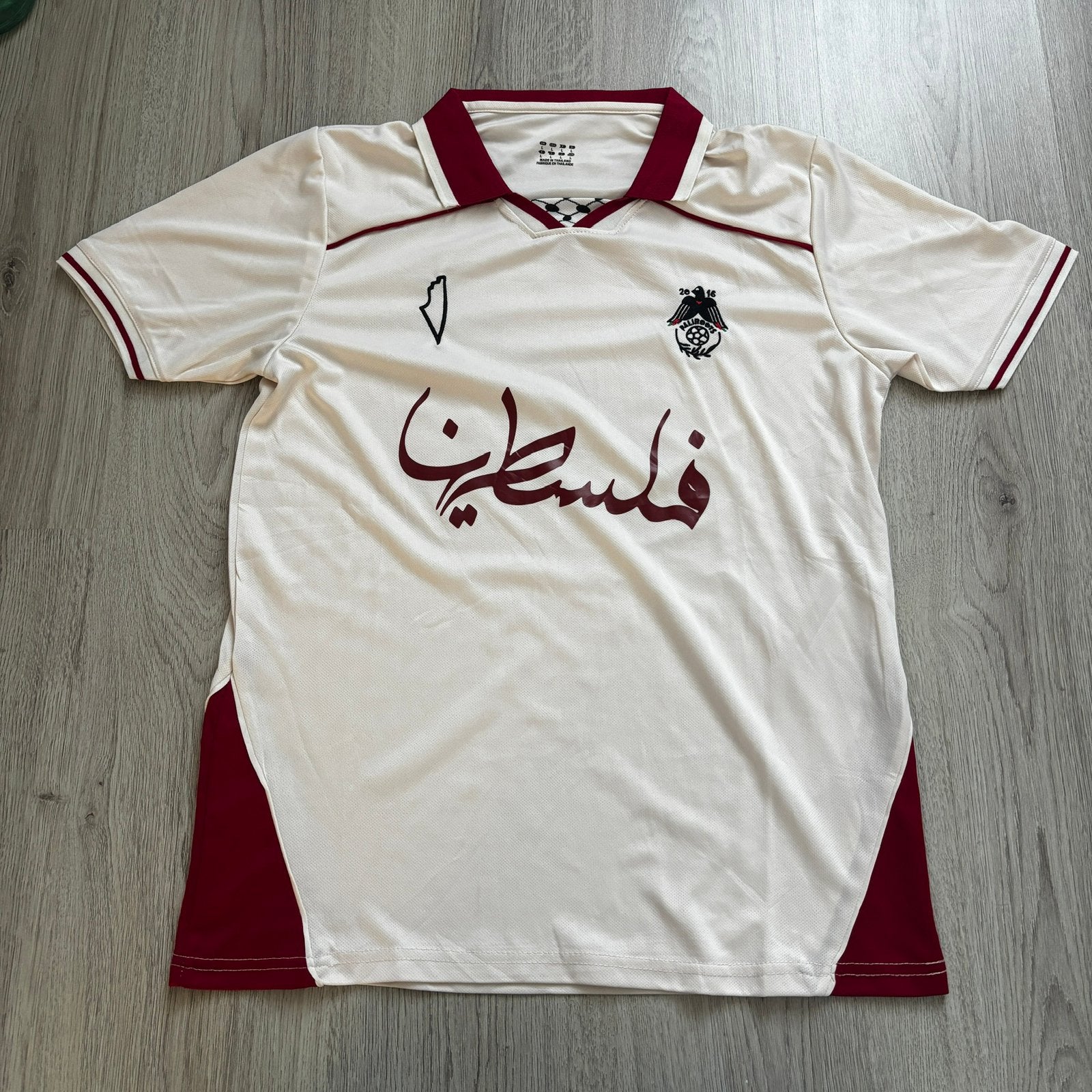 PaliRoots Filistin Soccer Jersey Bone – L – Palestina, Ophalen of Verzenden, Zo goed als nieuw, Shirt