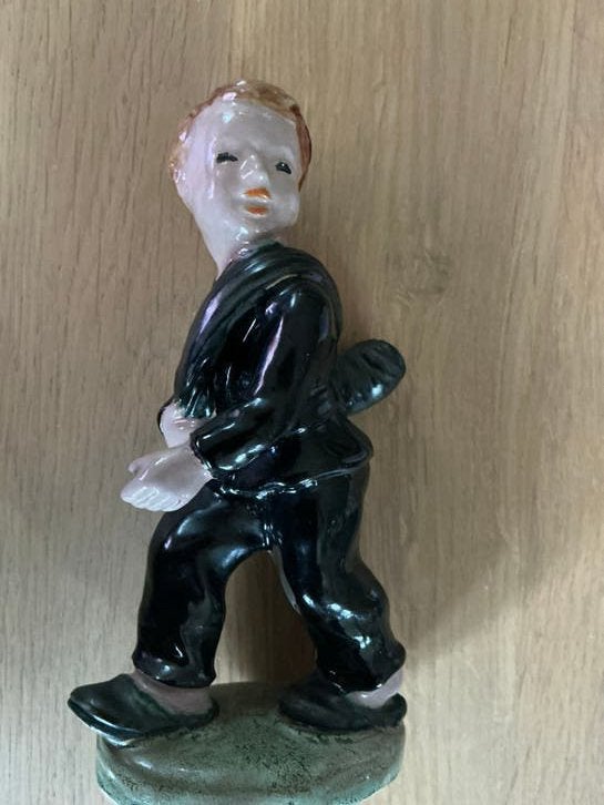 Vintage porseleinen Goebel beeldje: een schoorsteenveger, Ophalen of Verzenden, Zo goed als nieuw