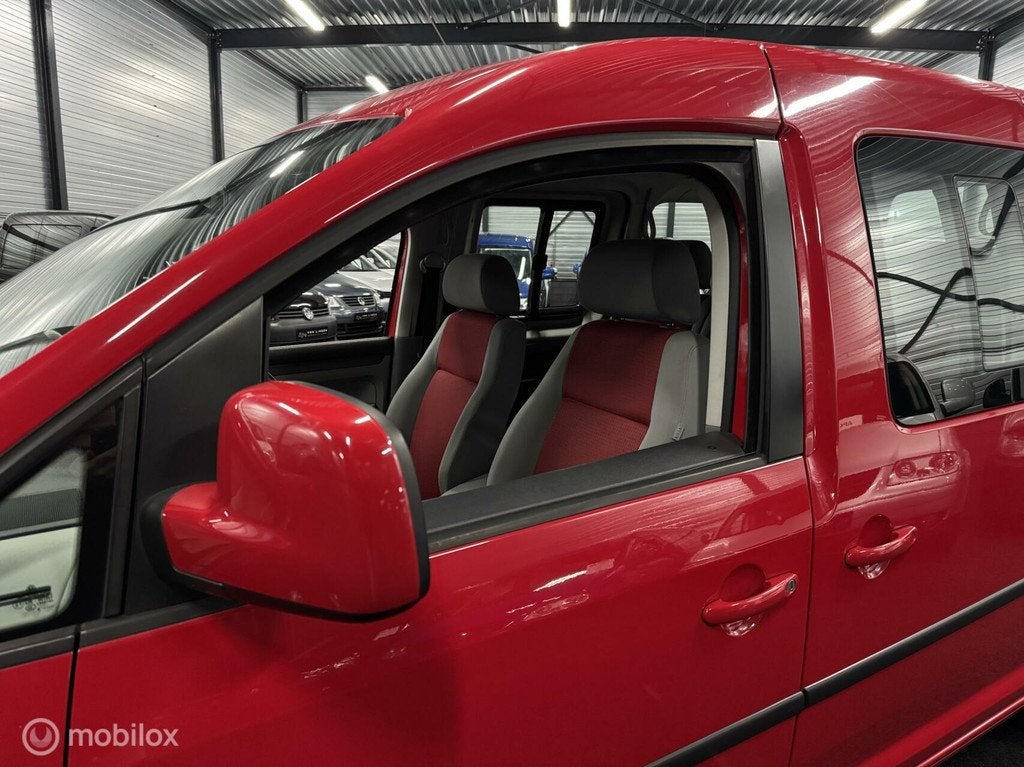 Volkswagen Caddy Maxi 1.6 Comfortline 7p Camping Apk Nieuw, Auto's, Voorwielaandrijving, 12 maanden, Gebruikt, 4 cilinders