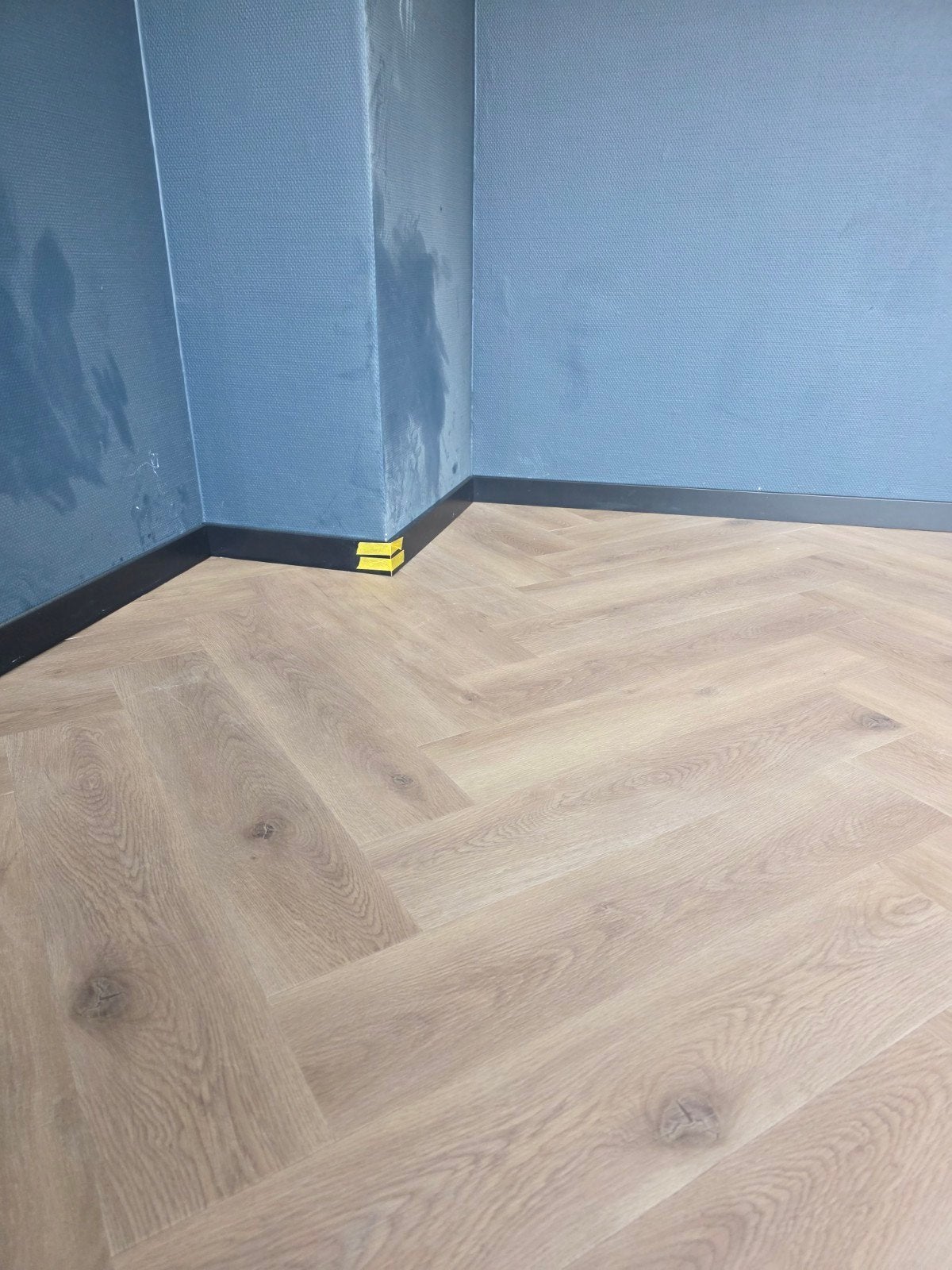 Vloerspecialist & Traprenovatie | PVC, Laminaat & Visgraat, 50 tot 150 cm, Nieuw, Ophalen of Verzenden, 10 m² of meer
